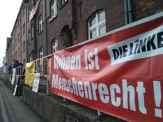 Wohnen ist Menschenrecht! Wohnen ist Menschenrecht!
